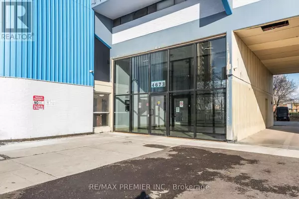 Toronto (black Creek), ON M3N2L1,4673 Jane ST #807