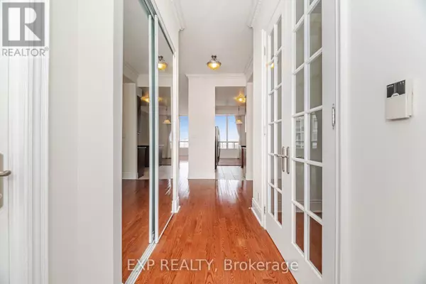 Mississauga (city Centre), ON L5B4M7,3880 Duke Of York BLVD #PH5