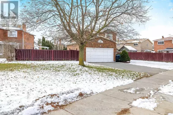 Brampton (brampton West), ON L6V1M6,165 VODDEN STREET W