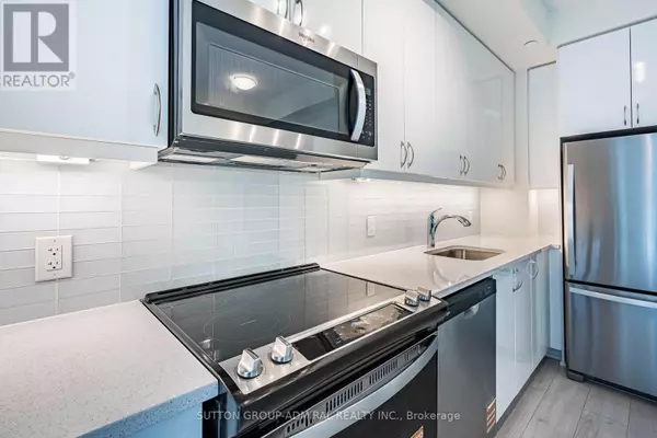 Toronto (mimico), ON M8V0G9,38 Annie Craig DR #5006