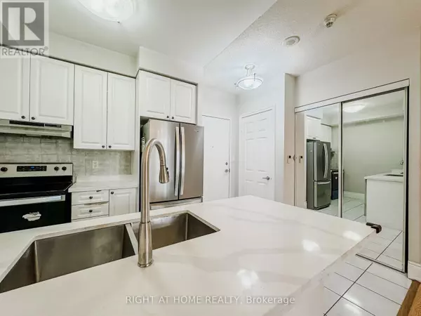 Mississauga (city Centre), ON L5B4M7,3880 Duke Of York BLVD #1118