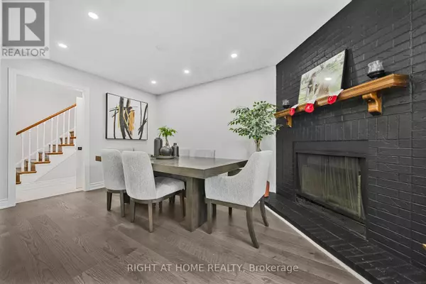 Brampton (fletcher's West), ON L6Y4L7,44 FORRESTER DRIVE