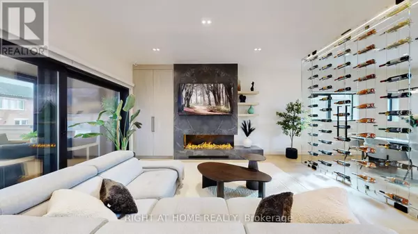 Mississauga (lakeview), ON L5E2J2,1609 OGDEN AVENUE