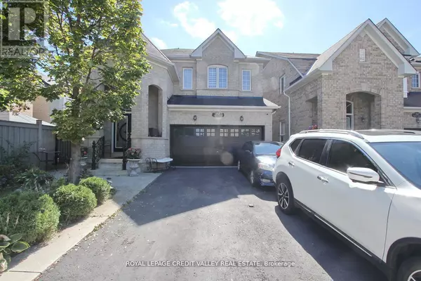12 HELMAN ROAD, Brampton (sandringham-wellington), ON L6R0R6