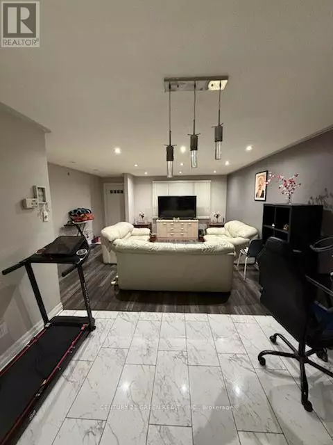 Brampton (queen Street Corridor), ON L6V1V1,32 BEECH STREET