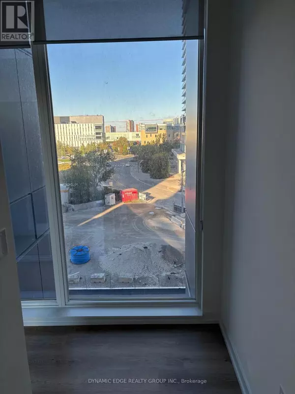 Mississauga (city Centre), ON L5B0P6,395 Square One DR #403