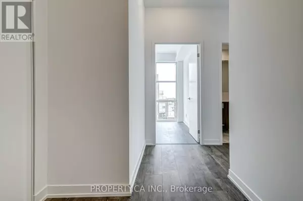 Toronto (weston-pellam Park), ON M6N1J3,1787 St Clair AVE West #1004