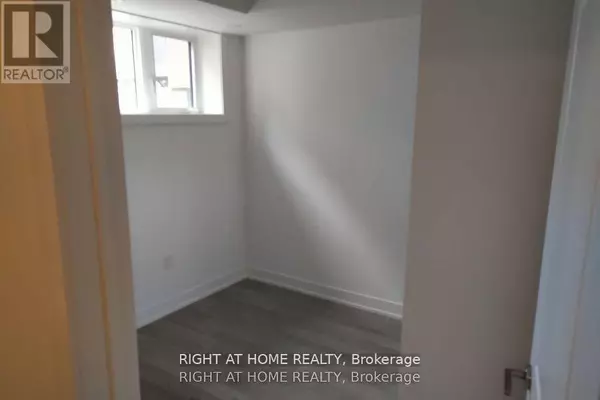 Mississauga (lakeview), ON L5G0C6,1075 Douglas Mccurdy Comm CT #151