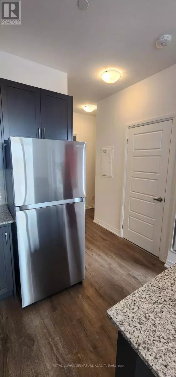 Oakville (go Glenorchy), ON L6M5P7,3285 Carding Mill TRL #404