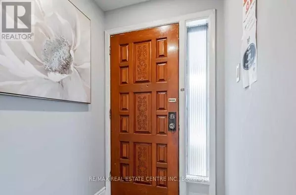 Brampton (brampton East), ON L6W3A5,2 MILNER ROAD