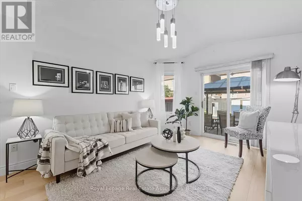 Mississauga (cooksville), ON L5B4H3,443 STONETREE COURT