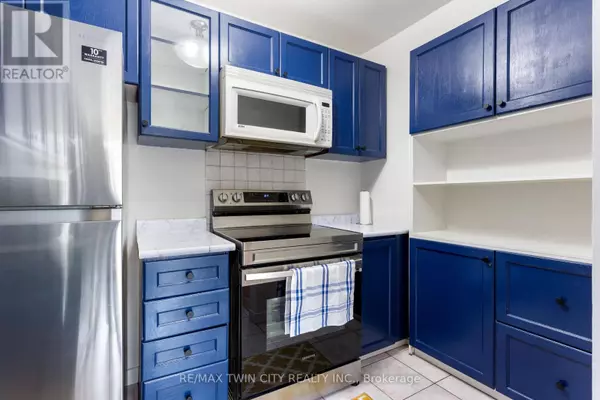 Brampton (southgate), ON L6T3A5,7 EDEN PARK DRIVE