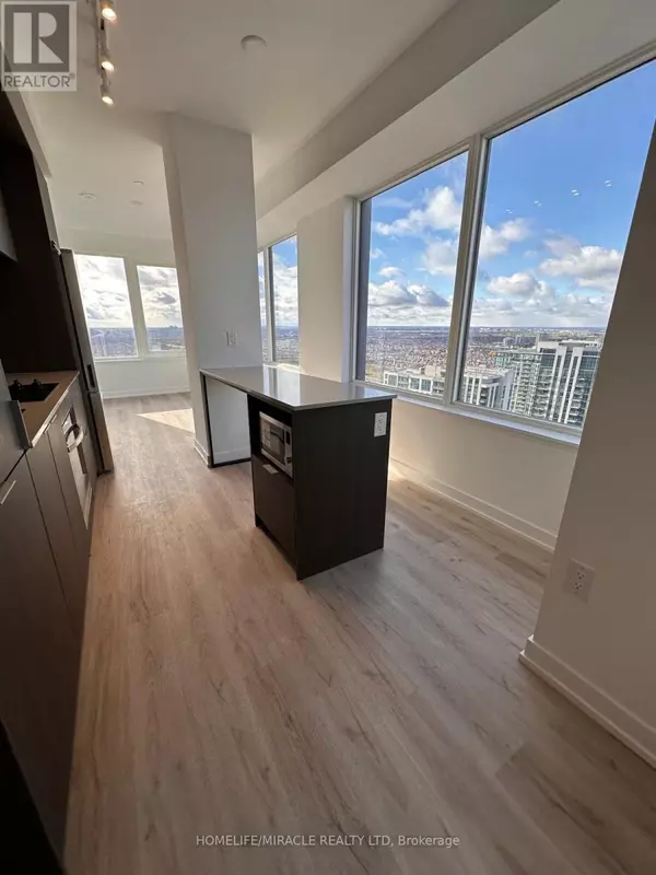 Mississauga (city Centre), ON L5B0P6,395 Square one DR #2710