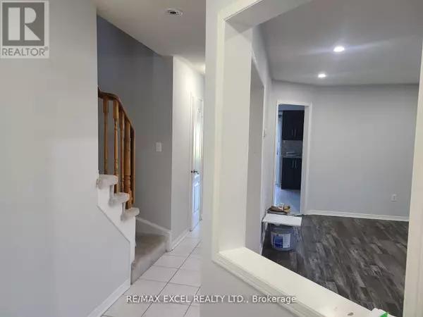 Brampton (sandringham-wellington), ON L6R2E8,95 BUNCHBERRY WAY