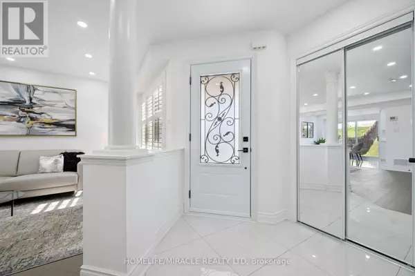 Mississauga (lisgar), ON L5N8A9,7562 BLACK WALNUT TRAIL