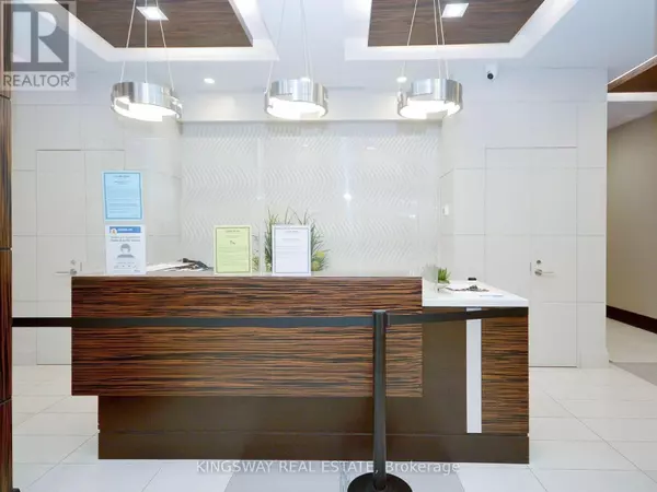 Mississauga (city Centre), ON L5B0G9,349 Rathburn RD #Ph 111