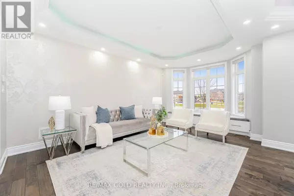 Brampton (toronto Gore Rural Estate), ON L6P4J7,1 HERTONIA STREET