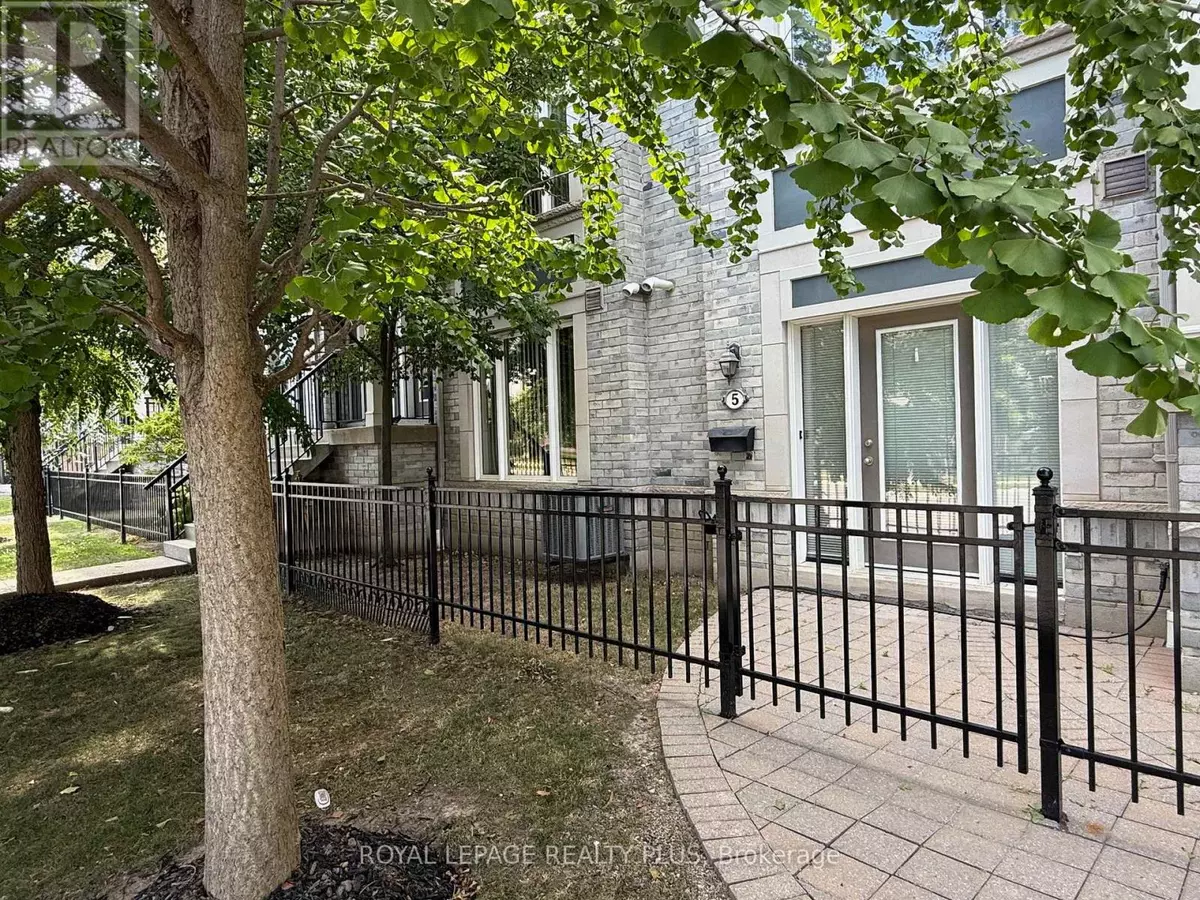 Mississauga (churchill Meadows), ON L5M0P3,3015 Destination DR #5