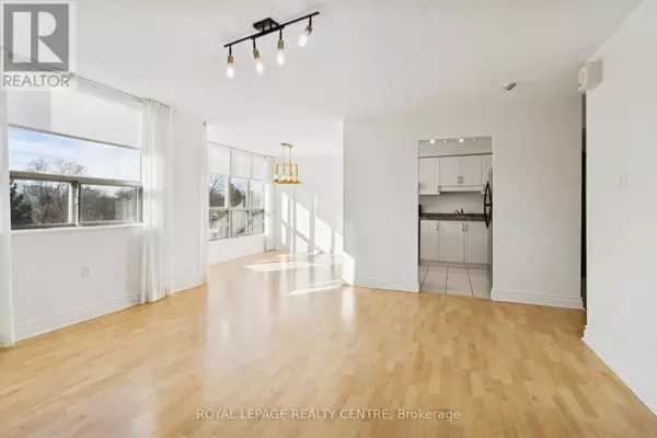 Mississauga (clarkson), ON L5J4R3,1110 Walden CIR #510