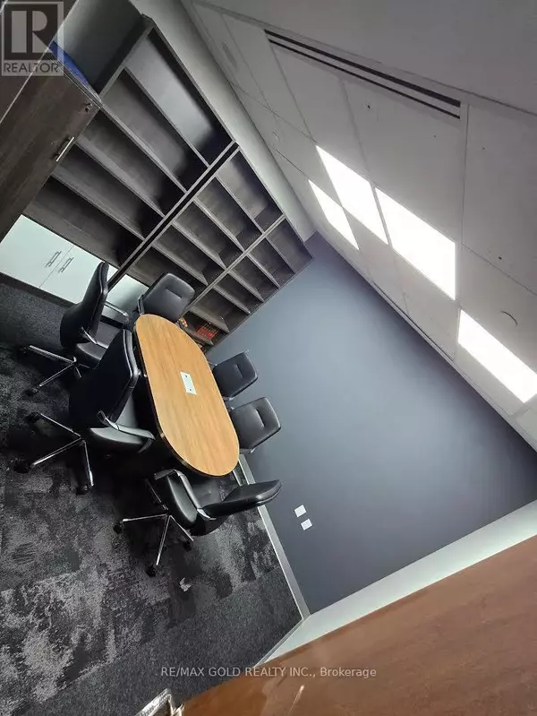 Mississauga (malton), ON L4T0A7,2980 Drew RD #226