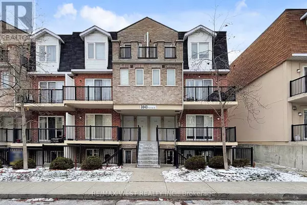 Toronto (humbermede), ON M9M0A4,3043 Finch AVE West #2046
