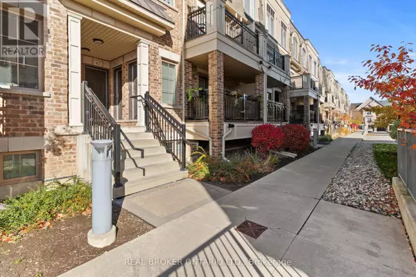 Oakville (wm Westmount), ON L6M0S3,2441 Greenwich DR North #42