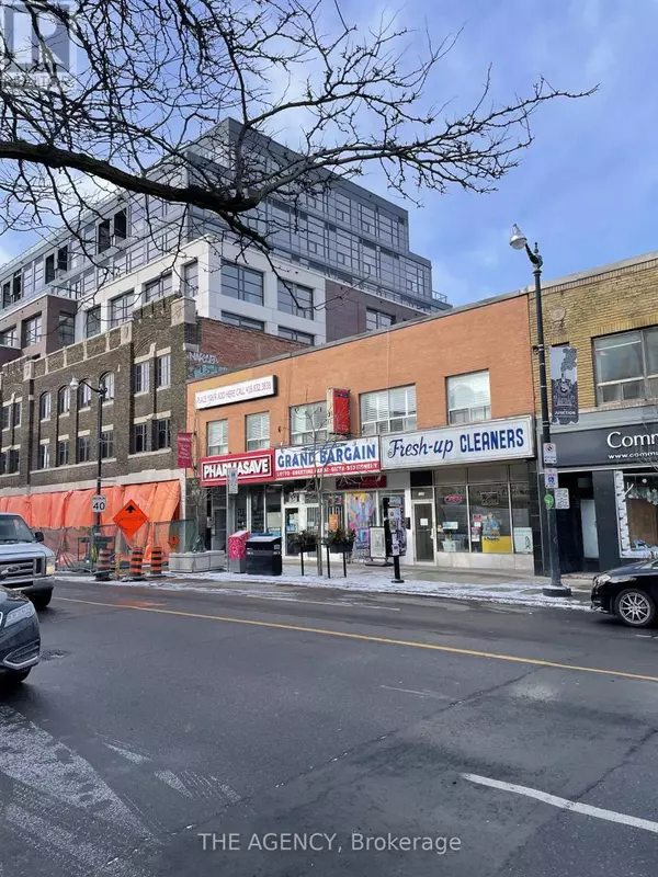 Toronto (junction Area), ON M6P1Y8,2936 DUNDAS STREET W