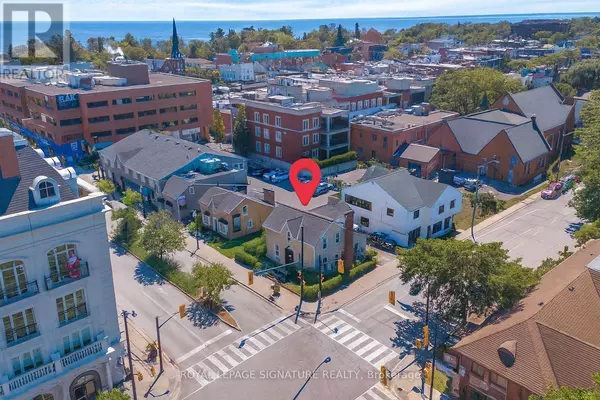 140 TRAFALGAR ROAD, Oakville (oo Old Oakville), ON L6J3G5