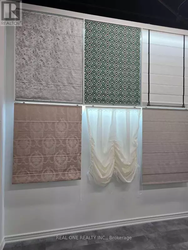 Oakville (qe Queen Elizabeth), ON L6L2X4,1200 Speers RD #28