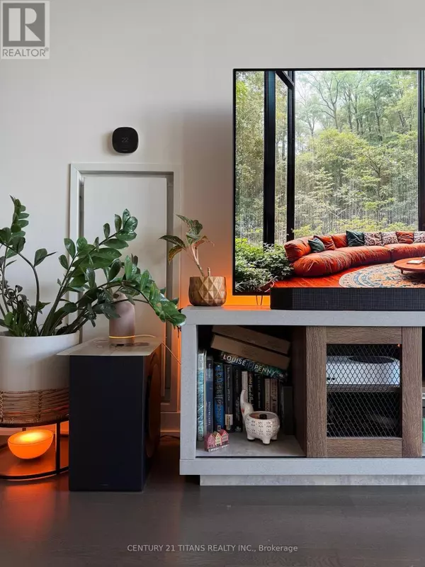 88 Park Lawn RD #2015, Toronto (mimico), ON M8Y0B5