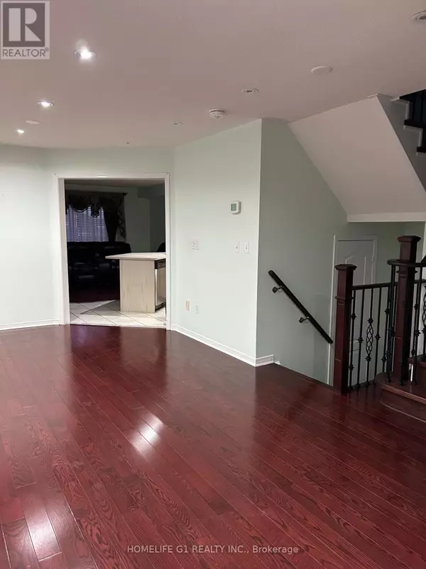 Brampton (heart Lake East), ON L6Z4W3,183 TOBA CRESCENT