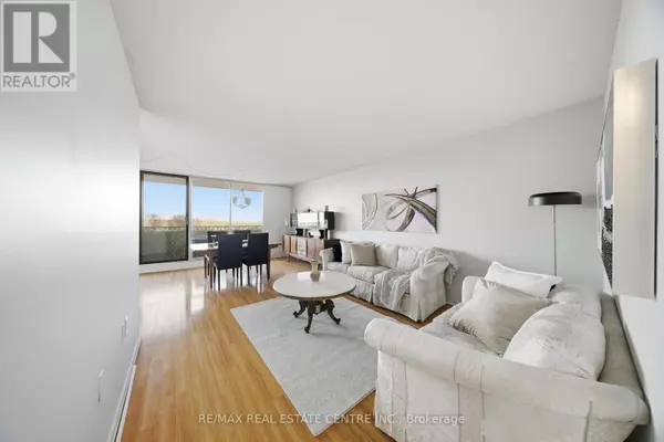 Burlington (brant Hills), ON L7P3P4,2055 Upper Middle RD #602