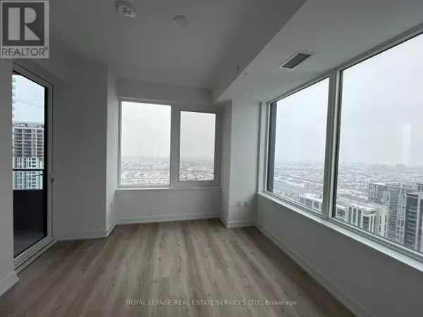 Mississauga (city Centre), ON L5B0P6,395 Square one DR #3210