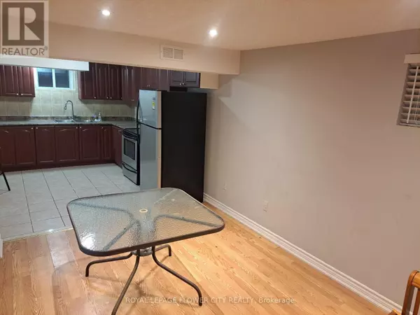 Brampton (avondale), ON L6T1M2,34 Ashwood CRES #Basement