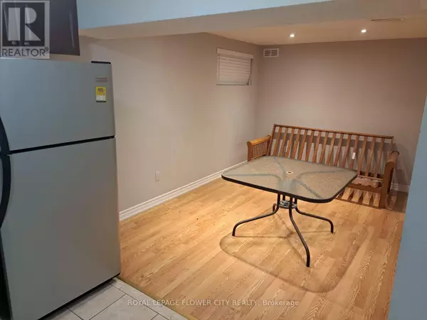 Brampton (avondale), ON L6T1M2,34 Ashwood CRES #Basement