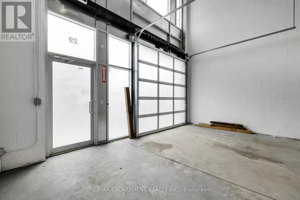Burlington (lasalle), ON L7T0C5,1156 King RD #29