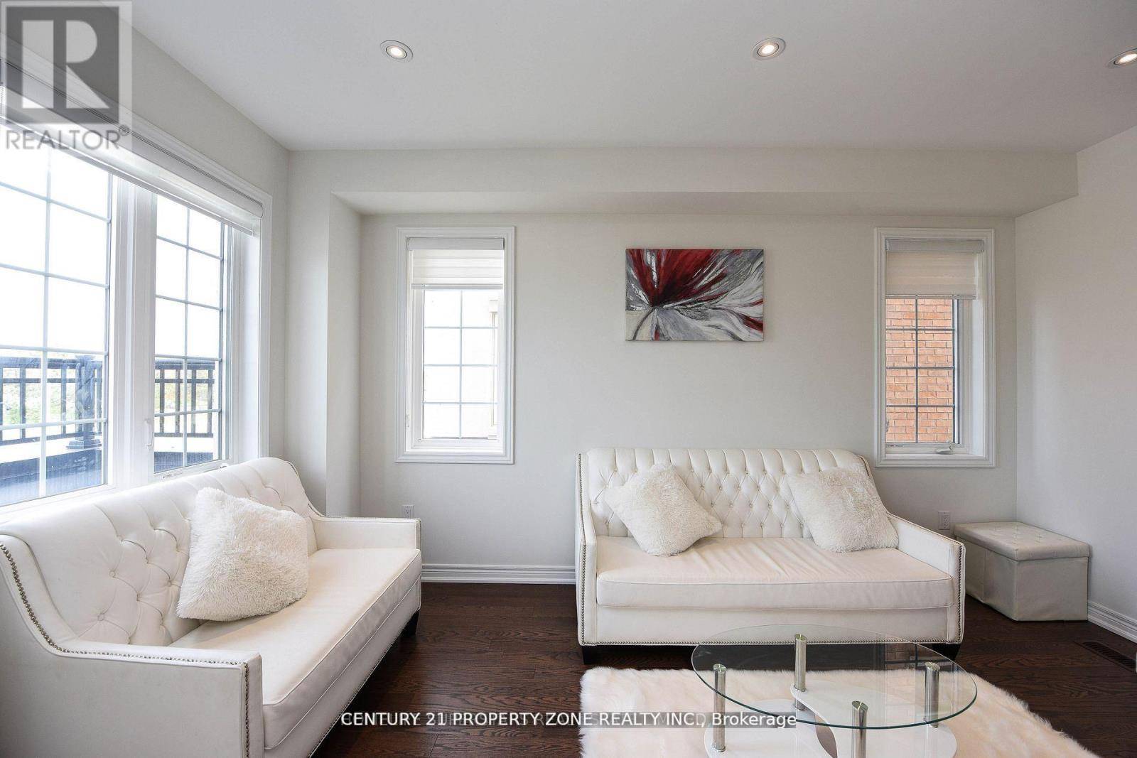 Brampton (credit Valley), ON L6Y0H8,25 HASHMI PLACE