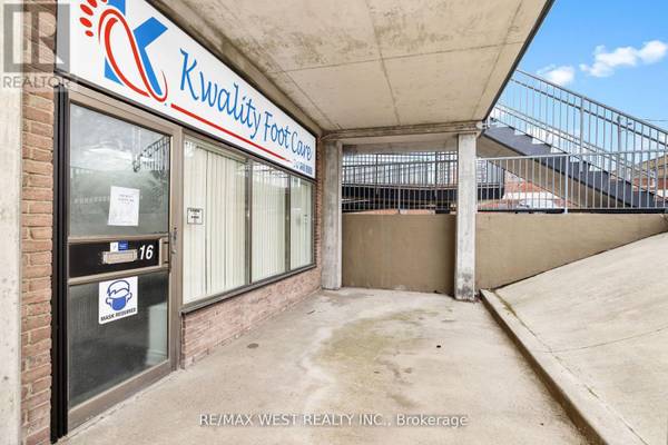 239 Queen ST East #3, Brampton (queen Street Corridor), ON L6V1C2