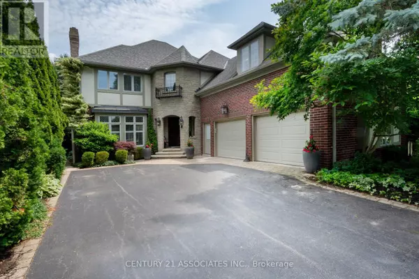 Mississauga (erindale), ON L5C2P2,2523 ROBINSON STREET