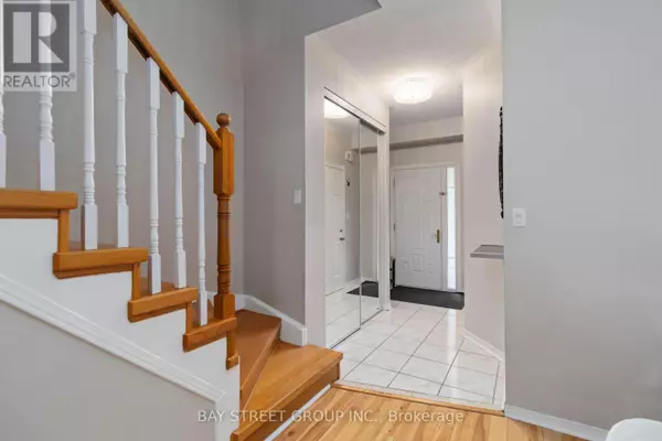 Mississauga (meadowvale Village), ON L5W1K5,7229 DIME CRESCENT