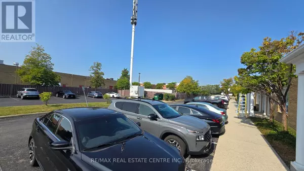 Mississauga (sheridan), ON L5L3T5,2624 Dunwin DR #8