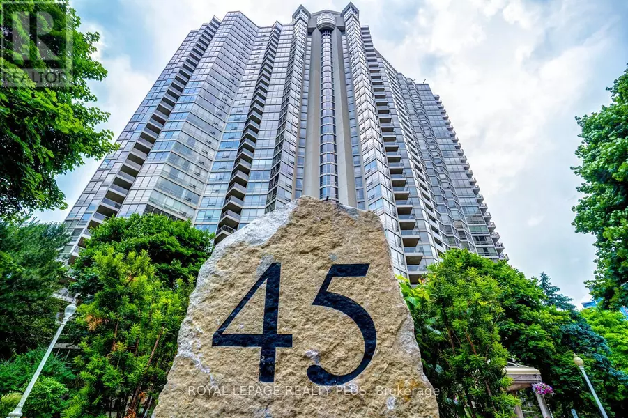 45 Kingsbridge Garden CIR #211, Mississauga (hurontario), ON L5R3K4