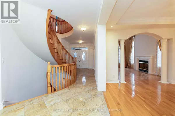 Mississauga (lorne Park), ON L5H4M5,645 CRANLEIGH COURT