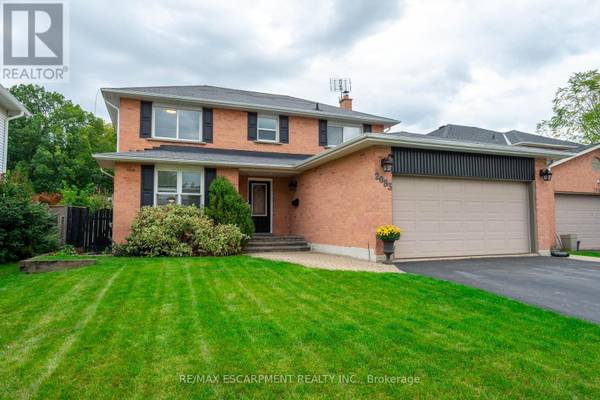 2083 EDGEBANK COURT, Burlington (headon), ON L7M2S8