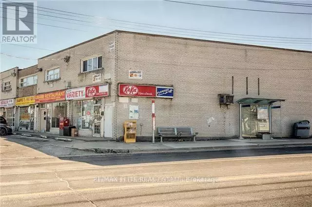 Toronto (elms-old Rexdale), ON M9W3P3,361A Albion RD #2nd Flr