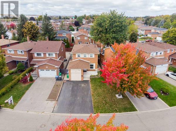 Brampton (heart Lake West), ON L6Z1W9,72 CRENSHAW COURT