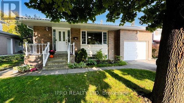 5 PARKEND AVENUE, Brampton (brampton South), ON L6Y1B3