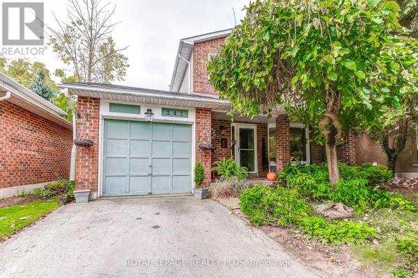 242 VILLAGE WOOD ROAD, Oakville (bronte West), ON L6L5X2