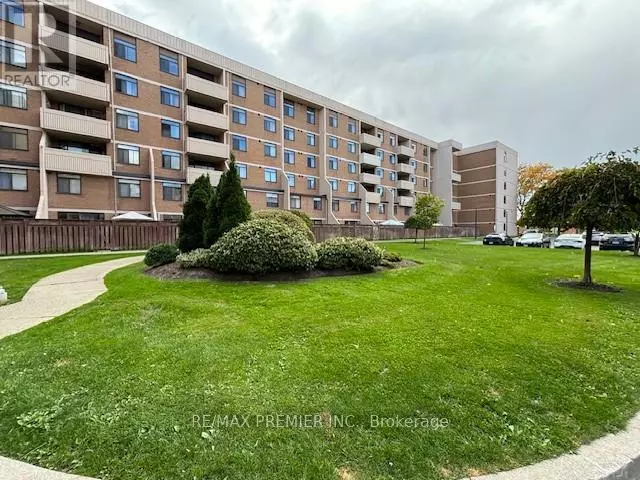 Toronto (glenfield-jane Heights), ON M3L2J3,2645 Jane ST #417