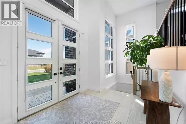 Amherstburg, ON N9V0C2,205 MULLEN CRESCENT